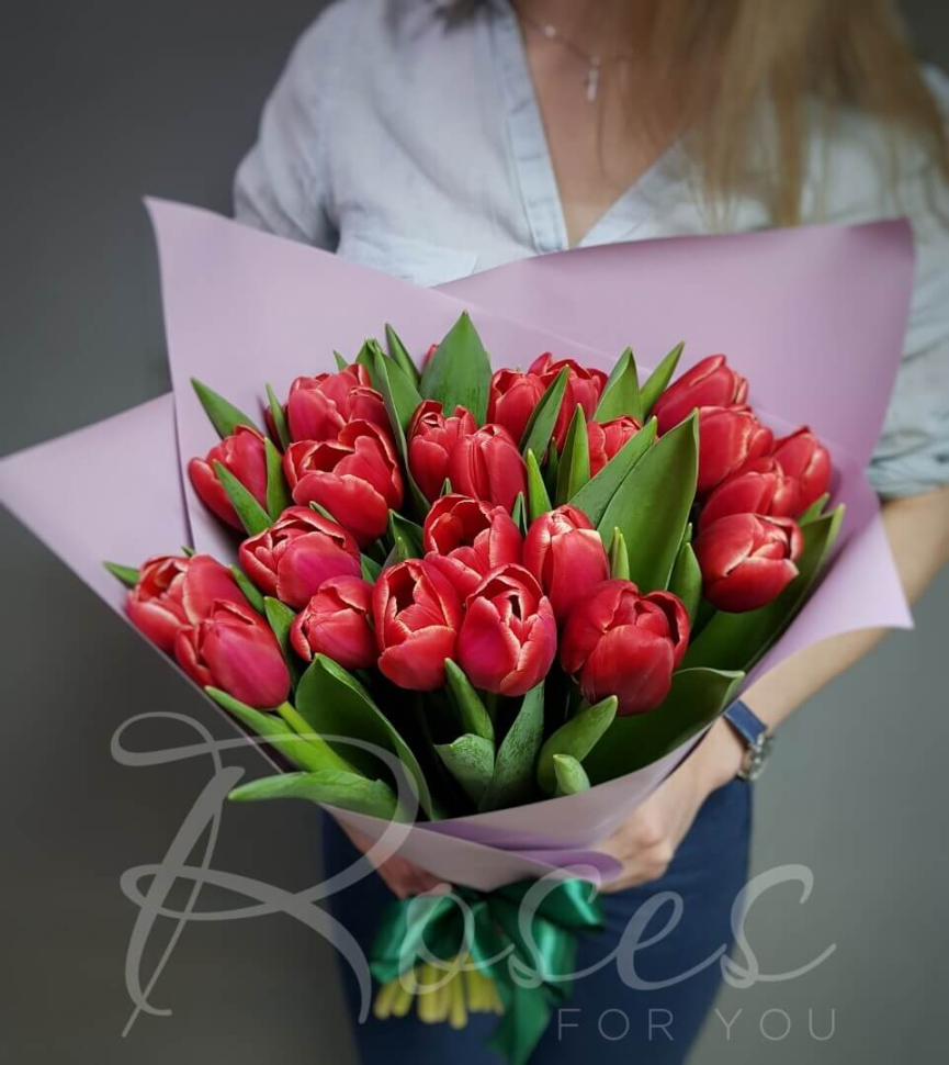 Букет красных тюльпанов, 25 штук.